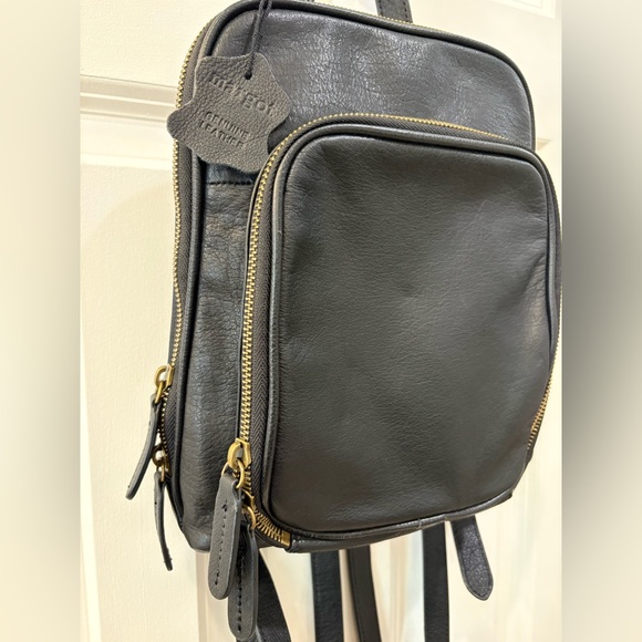 Margot Black Leather Backpack Purse 🖤 - Picture 2 of 8